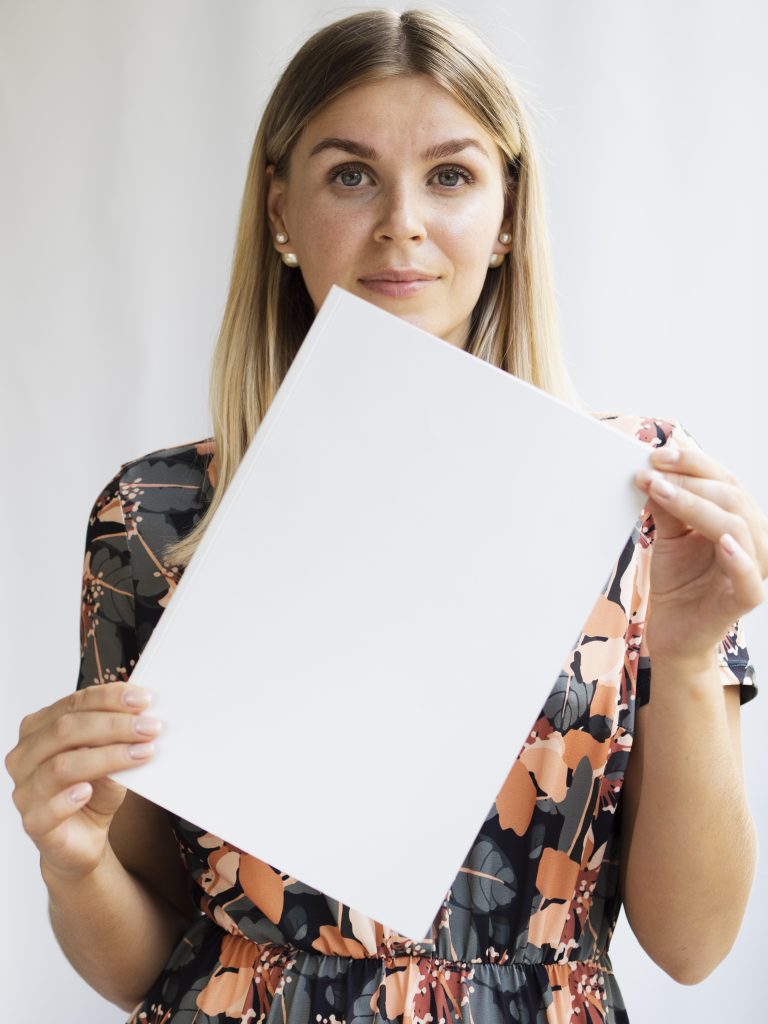 Oud papier in Hoofddorp